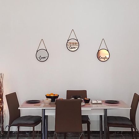 Triζin Apartment Galatás Luaran gambar