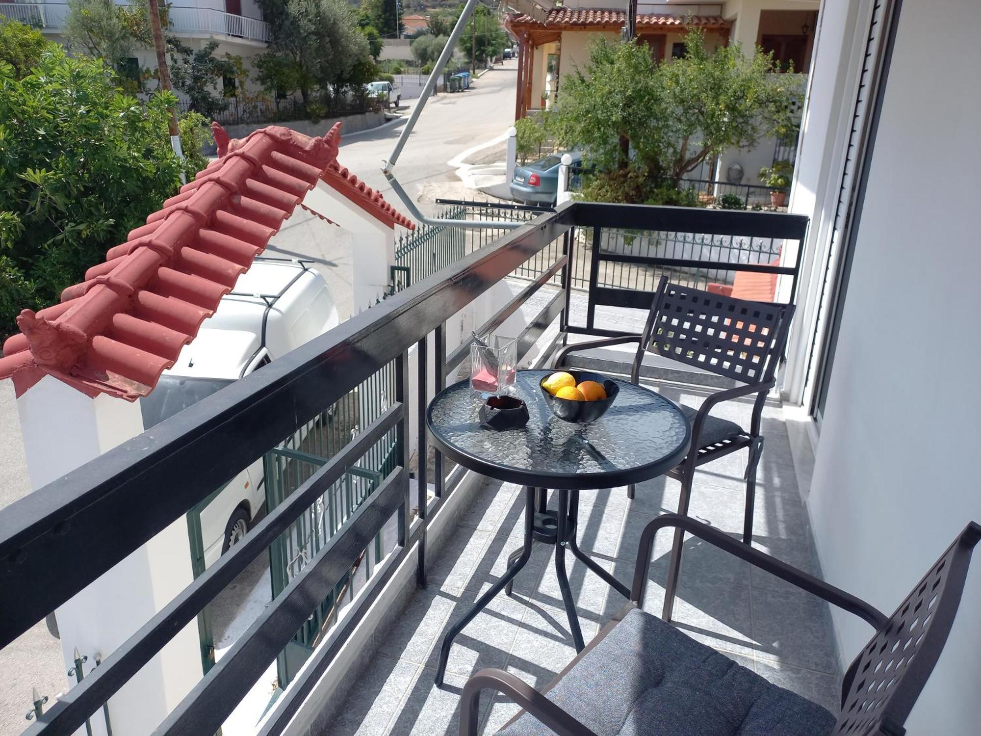 Triζin Apartment Galatás Luaran gambar